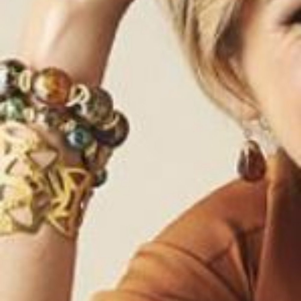 BOGO FREE!  Safari Teardrop Earrings - Picture 2 of 2